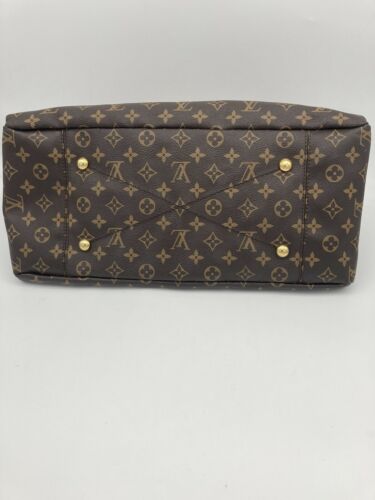 Louis Vuitton Artsy MM Monogram Handbag Tote Authentic – DIAMOND AND WATCH  BUYERS